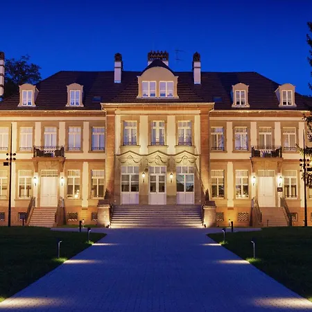 Chateau Hochberg & Restaurant By Lalique 4*