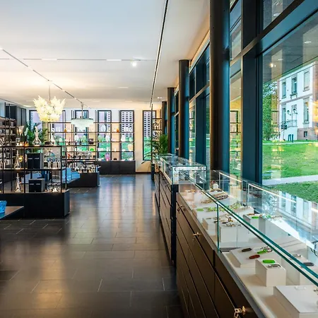 Chateau Hochberg & Restaurant By Lalique Wingen-sur-Moder